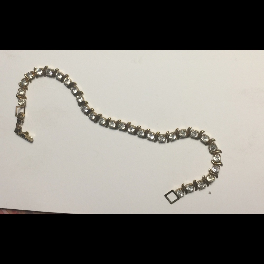 Vintage tennis style bracelet
